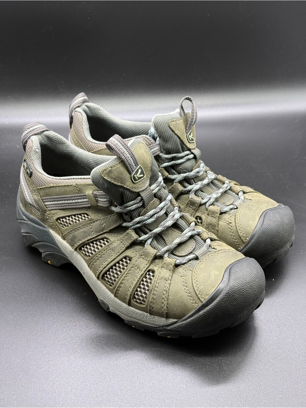 Keen Voyager Hiking Shoes Women's 8.5 Lace Up Walking with Light Blue Laces